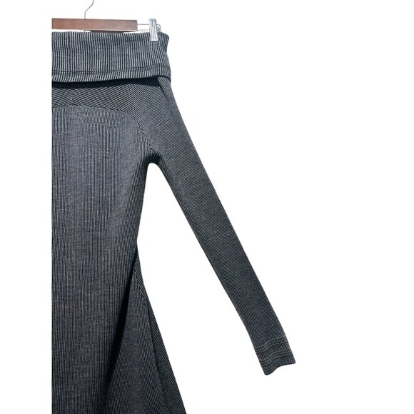 Toad & Co 100% Merino Wool Sweater Dress Small Gray Off Shoulder Outdoors Knit - Picture 11 of 16